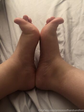Full leaked Princessofhandsandfeet private onlyfans photo