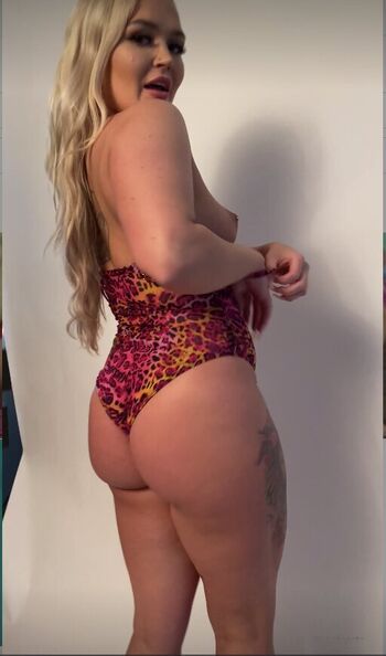 Full leaked Princesssfallon private onlyfans photo