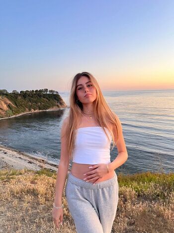 Full leaked Priscillabrigden private onlyfans photo