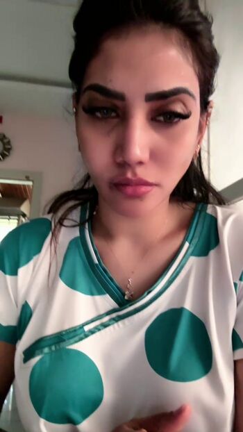 Full leaked Priya naidu private onlyfans photo