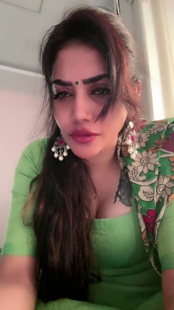Full leaked Priya naidu private onlyfans photo