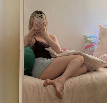 Full leaked Puffes private onlyfans photo