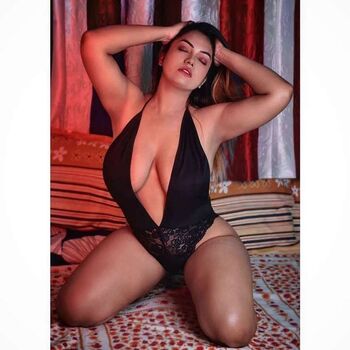 Full leaked Pujashaw private onlyfans photo