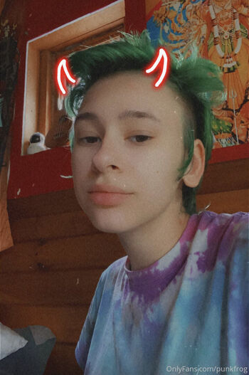 Full leaked Punkfrog private onlyfans photo
