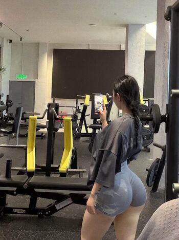 Full leaked Qiaoniutt private onlyfans photo