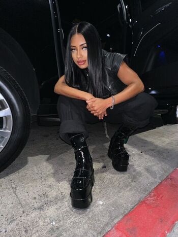 Full leaked Qimmah russo page private onlyfans photo