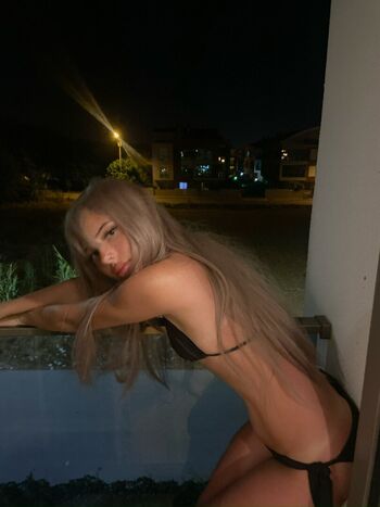 Full leaked Qkuros private onlyfans photo