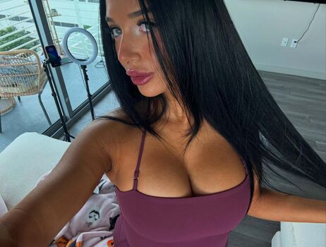Full leaked Quadmommi private onlyfans photo
