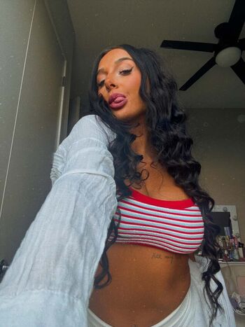 Full leaked Quadmommi private onlyfans photo