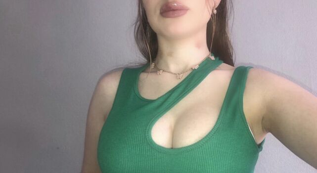 Full leaked Queenamandine private onlyfans photo