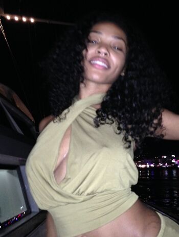 Full leaked Quenlin blackwell private onlyfans photo