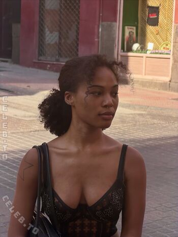 Full leaked Quenlin blackwell private onlyfans photo