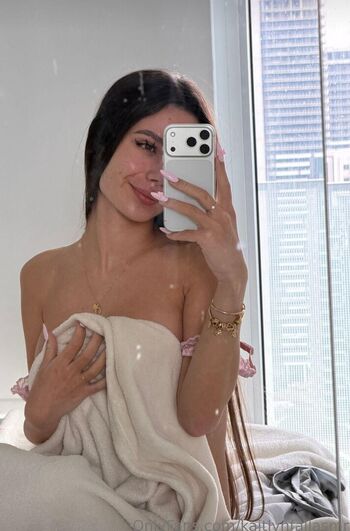 Full leaked Quurbi asmr private onlyfans photo