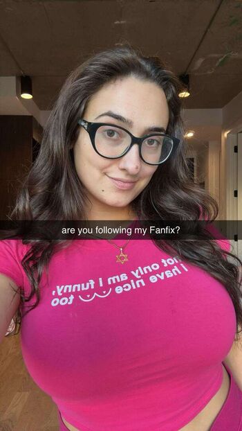 Full leaked Qveenjulia private onlyfans photo