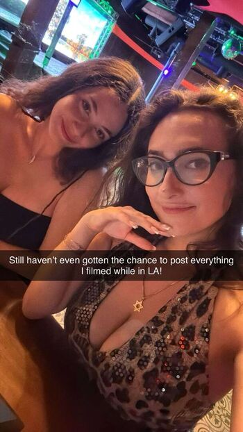 Full leaked Qveenjulia private onlyfans photo