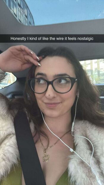 Full leaked Qveenjulia private onlyfans photo