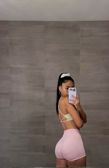 Full leaked Rachelteetyler page private onlyfans photo