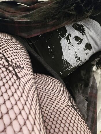 Full leaked Raddles private onlyfans photo