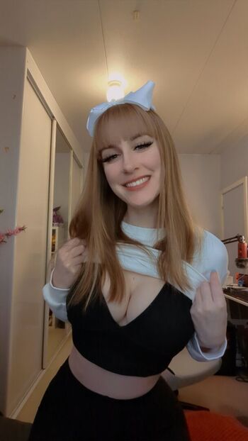 RaeRaeSenpai