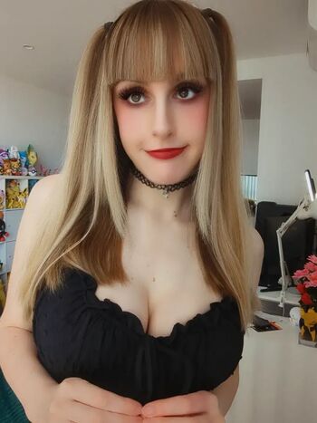 Full leaked Raeraesenpai private onlyfans photo