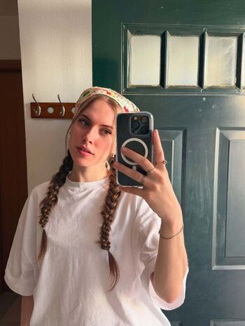 Full leaked Raine reacts private onlyfans photo