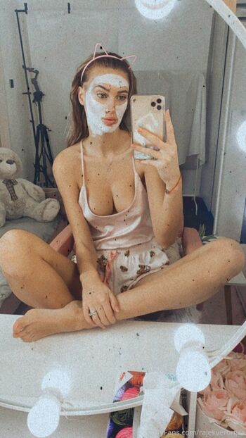 Full leaked Rajekveronika  page private onlyfans photo