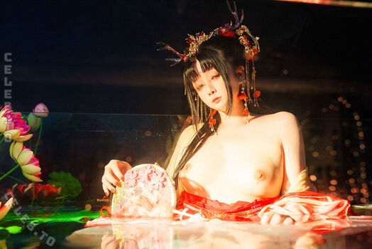Full leaked Raku page private onlyfans photo