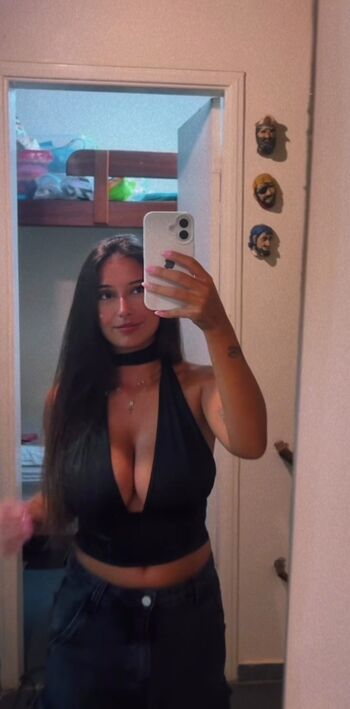 Full leaked Raphaela private onlyfans photo