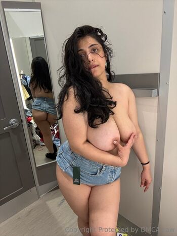 Full leaked Rashmiix private onlyfans photo