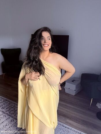 Full leaked Rashmiix private onlyfans photo