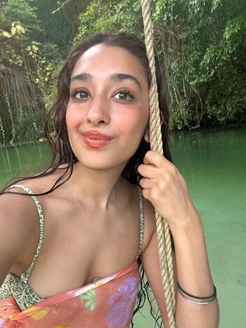Full leaked Raveena private onlyfans photo