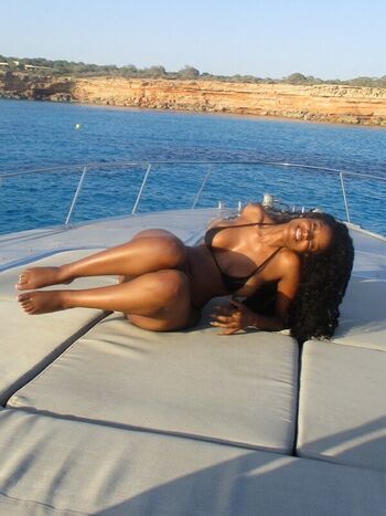 Full leaked Raven tracy private onlyfans photo