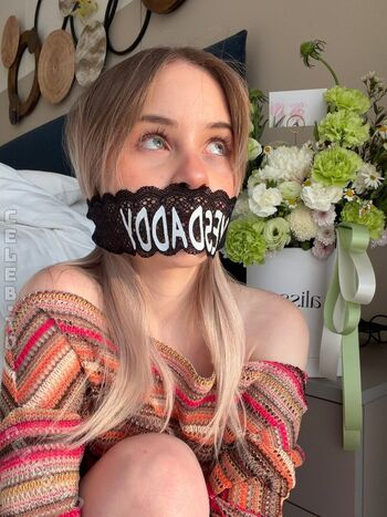 Full leaked Raychel kiss private onlyfans photo