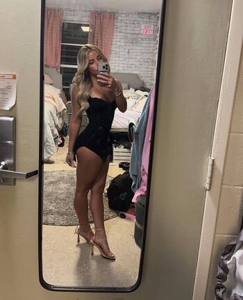 Full leaked Raylynn quasarano private onlyfans photo