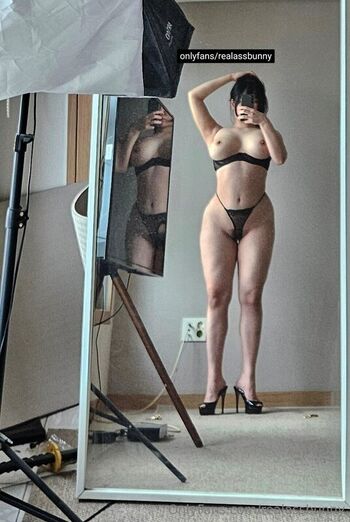 Full leaked Realassbunny private onlyfans photo