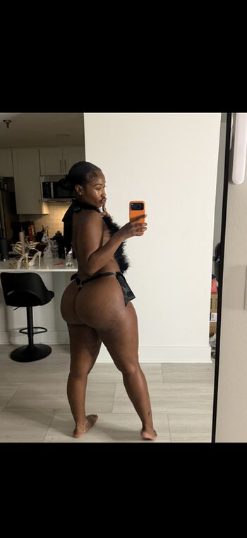 Full leaked Realkeylamarie private onlyfans photo