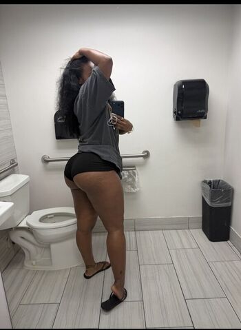 Full leaked Realkeylamarie private onlyfans photo