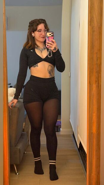 Full leaked Red witchhh private onlyfans photo