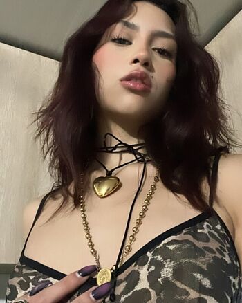 Full leaked Redblossom page private onlyfans photo
