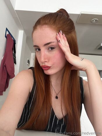 Full leaked Redvenere private onlyfans photo