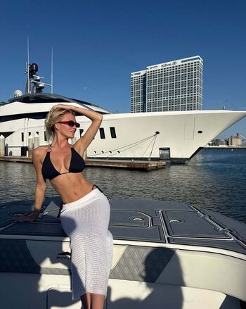 Full leaked Reese johnson page private onlyfans photo