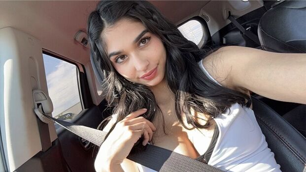 Reina Rae