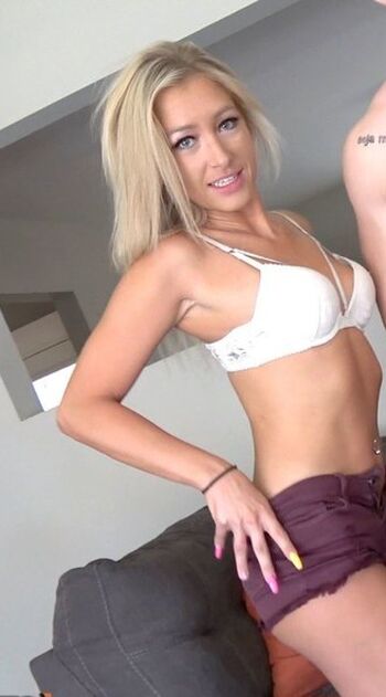 Full leaked Renee hurtz private onlyfans photo