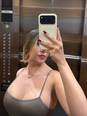 Full leaked Resolanaaaaaaaa private onlyfans photo