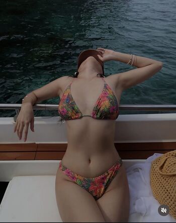 Full leaked Rethianarosy private onlyfans photo