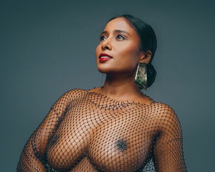 Full leaked Retrousse tits private onlyfans photo