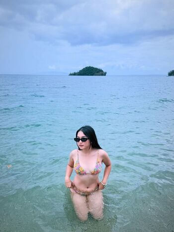 Full leaked Reychelle morales private onlyfans photo