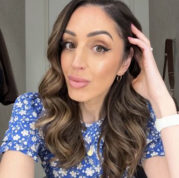 Full leaked Rezzy ghadjar private onlyfans photo