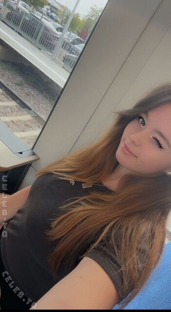 Full leaked Rhyumi private onlyfans photo