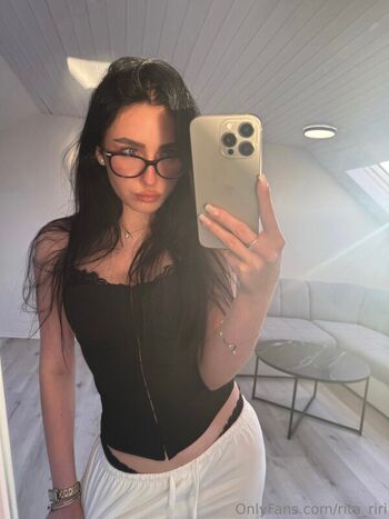 Full leaked Ri ri private onlyfans photo